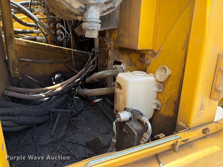 image for item EX3998 2005 Komatsu PC200-7 excavator