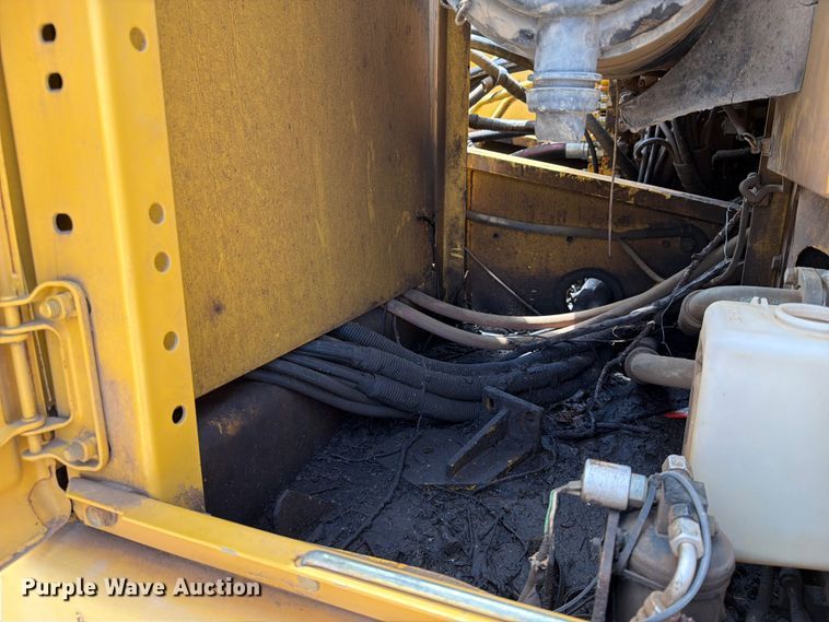 image for item EX3998 2005 Komatsu PC200-7 excavator