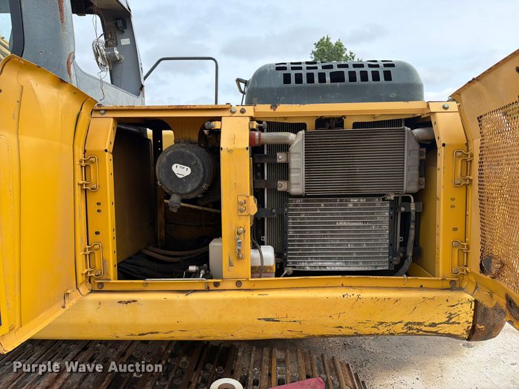 image for item EX3998 2005 Komatsu PC200-7 excavator
