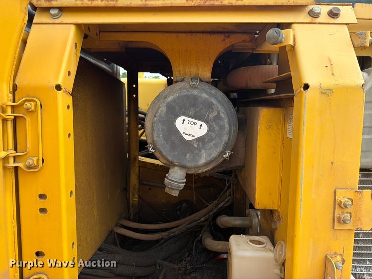 image for item EX3998 2005 Komatsu PC200-7 excavator