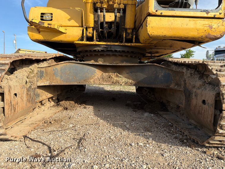 image for item EX3998 2005 Komatsu PC200-7 excavator