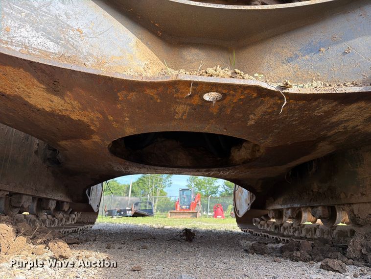 image for item EX3998 2005 Komatsu PC200-7 excavator