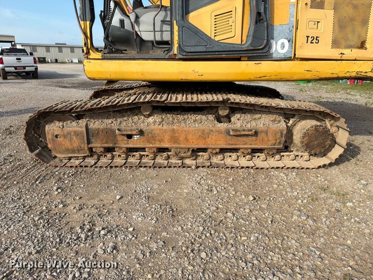 image for item EX3998 2005 Komatsu PC200-7 excavator