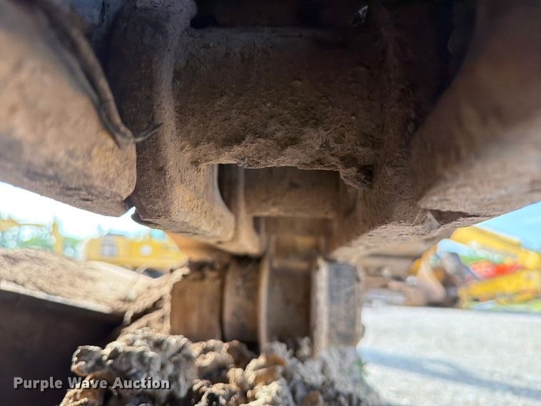 image for item EX3998 2005 Komatsu PC200-7 excavator