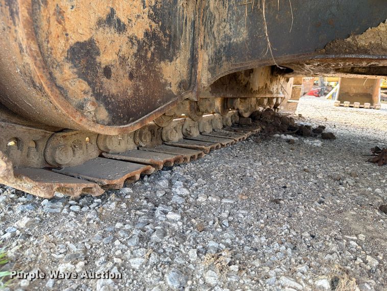 image for item EX3998 2005 Komatsu PC200-7 excavator