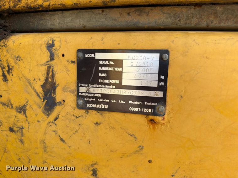 image for item EX3998 2005 Komatsu PC200-7 excavator