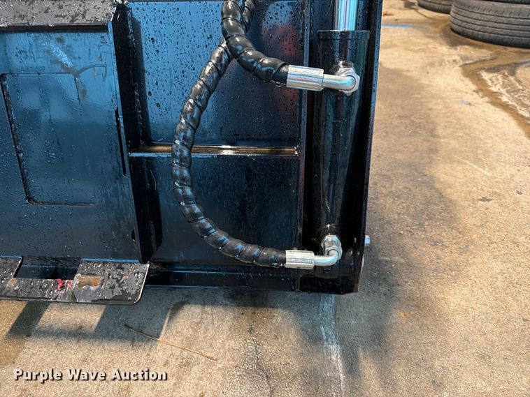 image for item EX4000 CAPTOK skid steer bucket