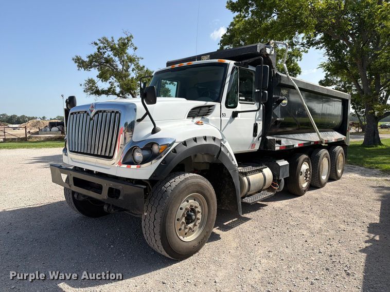image for item EX4009 2019 International WorkStar 7600 dump truck
