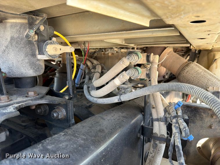 image for item EX4009 2019 International WorkStar 7600 dump truck