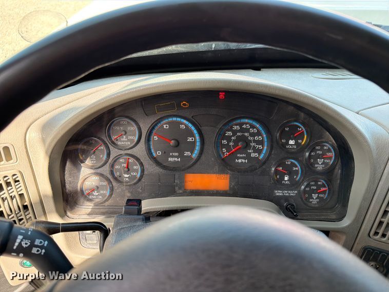 image for item EX4009 2019 International WorkStar 7600 dump truck