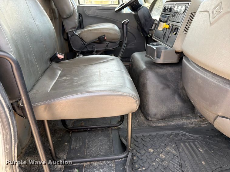 image for item EX4009 2019 International WorkStar 7600 dump truck