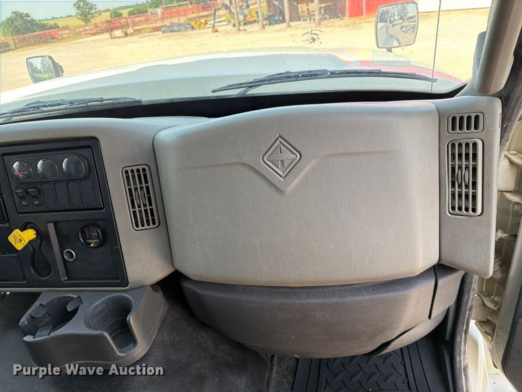 image for item EX4009 2019 International WorkStar 7600 dump truck