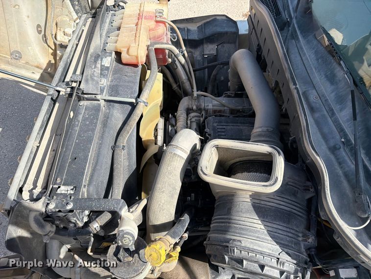 image for item EX4009 2019 International WorkStar 7600 dump truck
