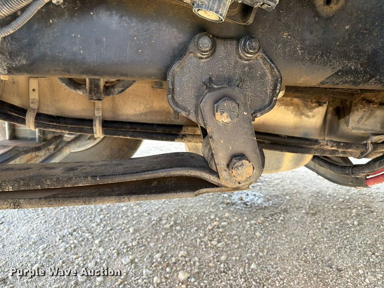 image for item EX4009 2019 International WorkStar 7600 dump truck