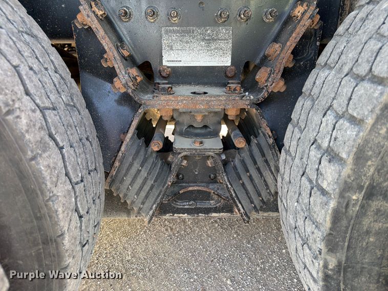 image for item EX4009 2019 International WorkStar 7600 dump truck