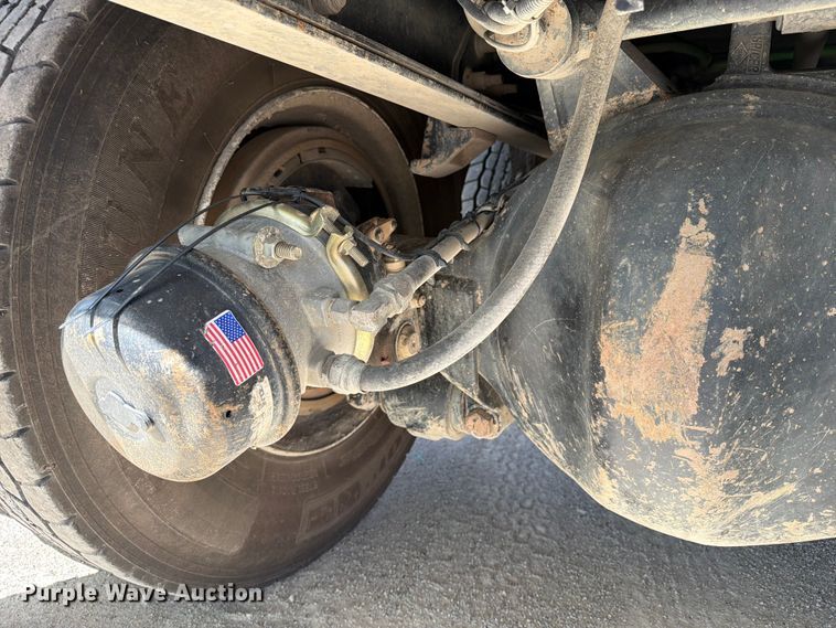 image for item EX4009 2019 International WorkStar 7600 dump truck