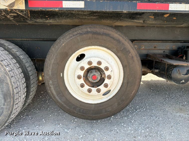 image for item EX4009 2019 International WorkStar 7600 dump truck