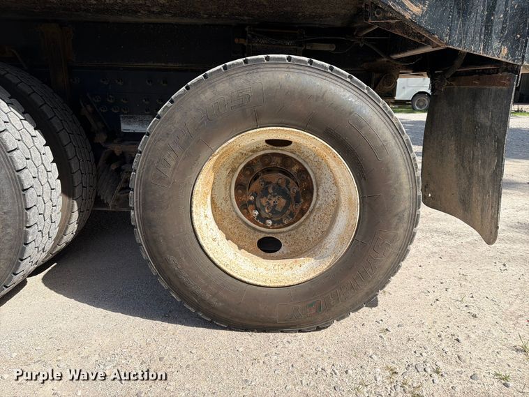 image for item EX4009 2019 International WorkStar 7600 dump truck