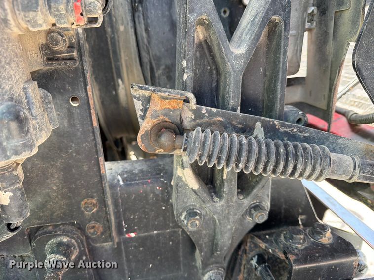 image for item EX4012 2014 Mack CHU613 semi truck