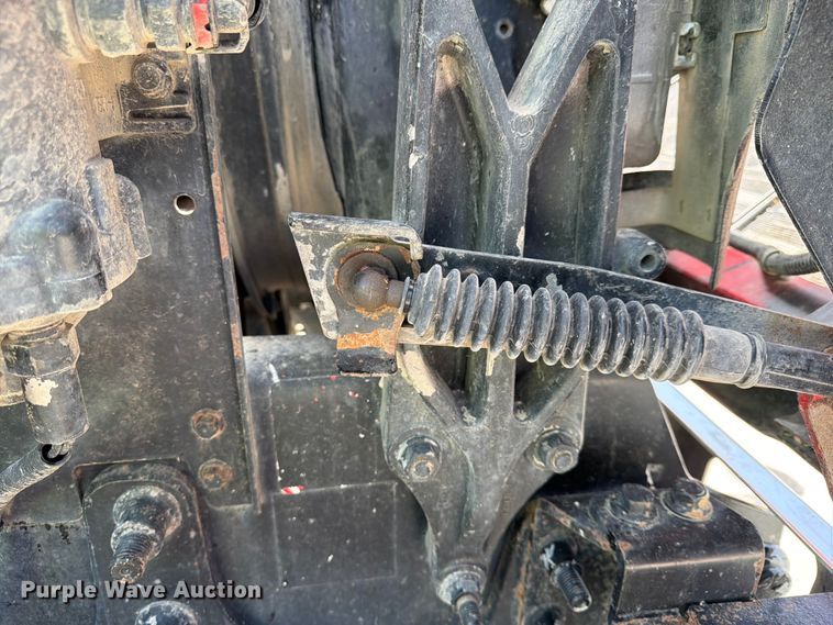image for item EX4012 2014 Mack CHU613 semi truck