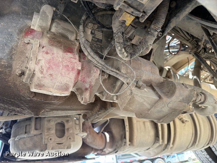 image for item EX4012 2014 Mack CHU613 semi truck