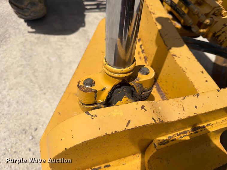 image for item EX4013 2003 Caterpillar 160H motor grader