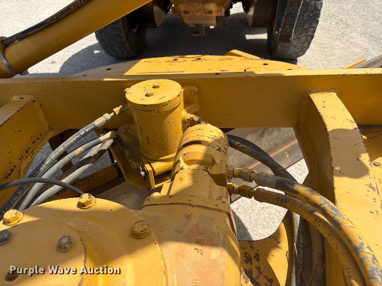 image for item EX4013 2003 Caterpillar 160H motor grader