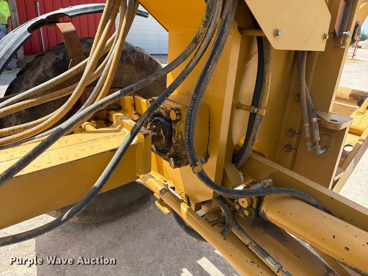 image for item EX4013 2003 Caterpillar 160H motor grader