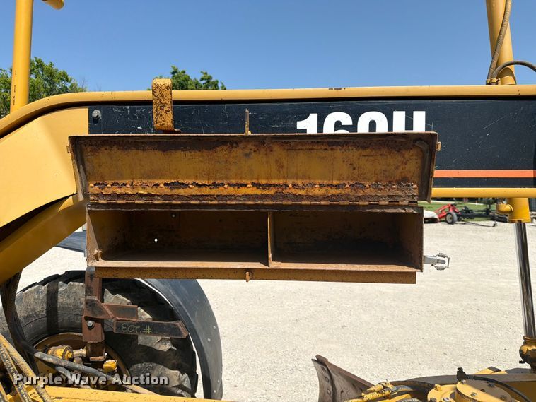 image for item EX4013 2003 Caterpillar 160H motor grader