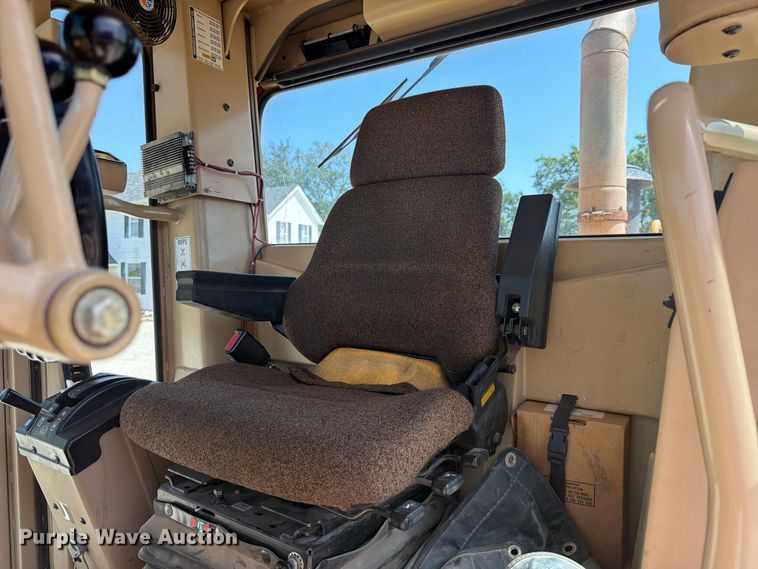 image for item EX4013 2003 Caterpillar 160H motor grader