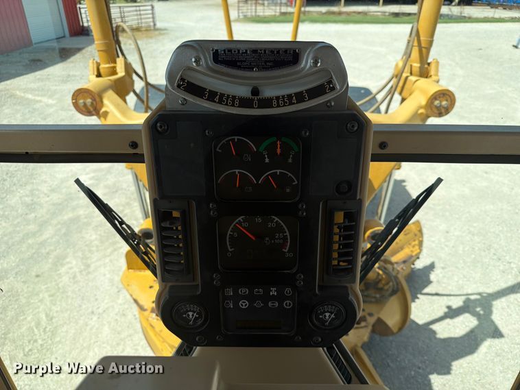 image for item EX4013 2003 Caterpillar 160H motor grader