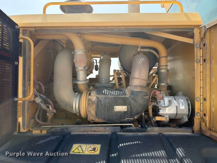 image for item EX4013 2003 Caterpillar 160H motor grader