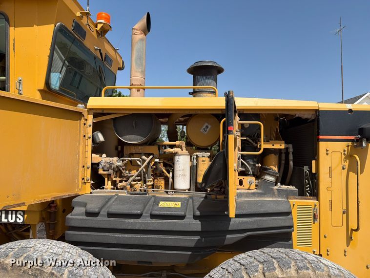 image for item EX4013 2003 Caterpillar 160H motor grader