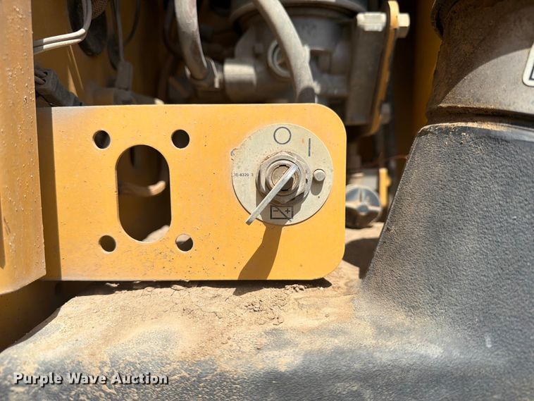 image for item EX4013 2003 Caterpillar 160H motor grader