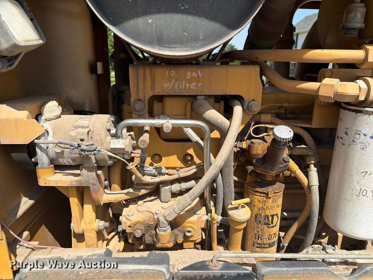 image for item EX4013 2003 Caterpillar 160H motor grader