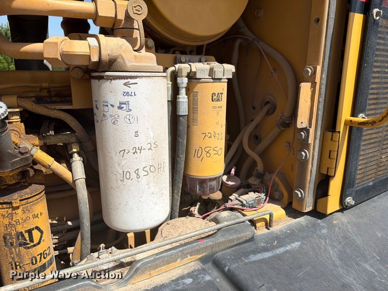 image for item EX4013 2003 Caterpillar 160H motor grader