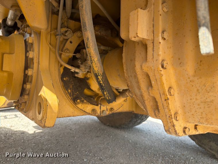 image for item EX4013 2003 Caterpillar 160H motor grader