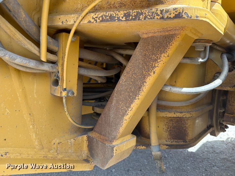 image for item EX4013 2003 Caterpillar 160H motor grader