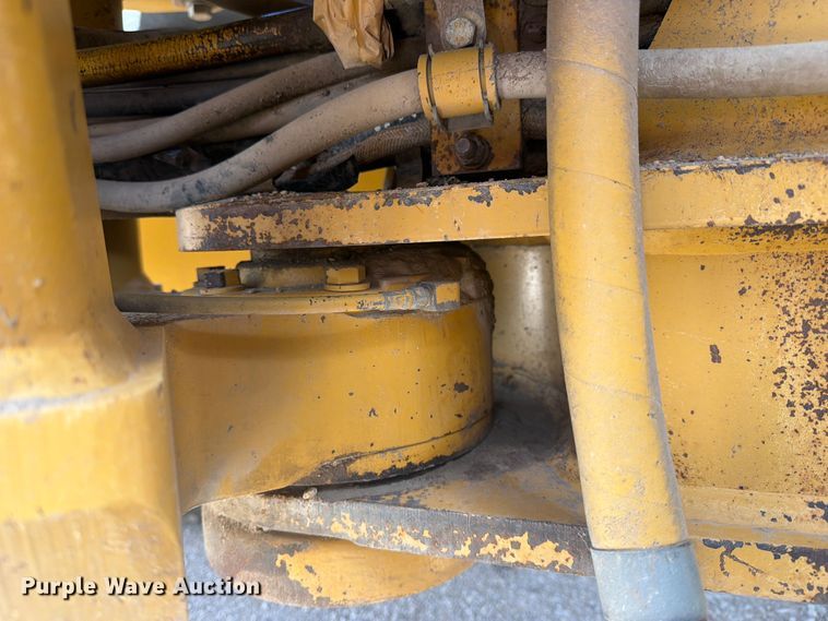 image for item EX4013 2003 Caterpillar 160H motor grader