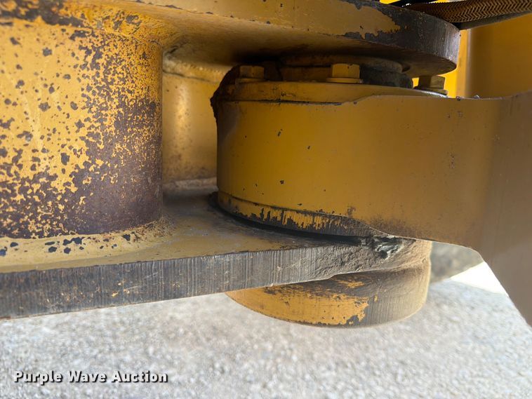 image for item EX4013 2003 Caterpillar 160H motor grader