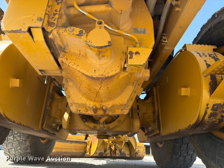 image for item EX4013 2003 Caterpillar 160H motor grader