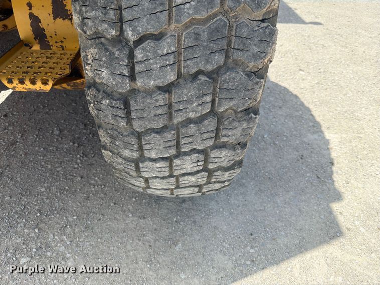 image for item EX4013 2003 Caterpillar 160H motor grader