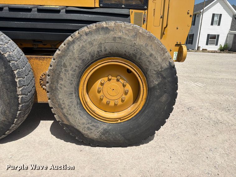 image for item EX4013 2003 Caterpillar 160H motor grader