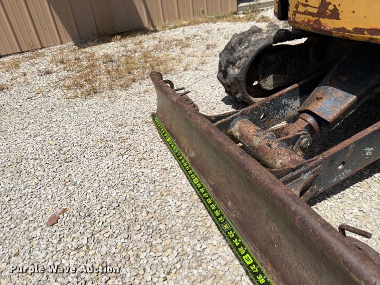 image for item EX4016 2007 John Deere 17D mini excavator