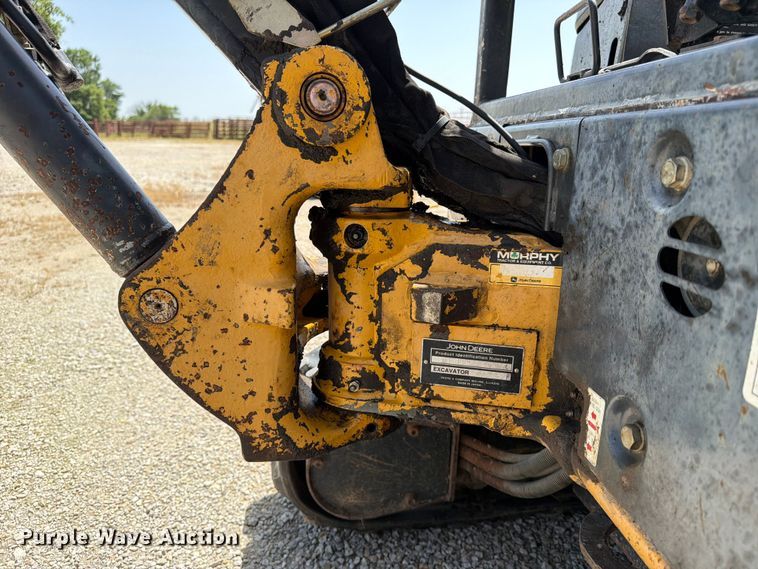 image for item EX4016 2007 John Deere 17D mini excavator