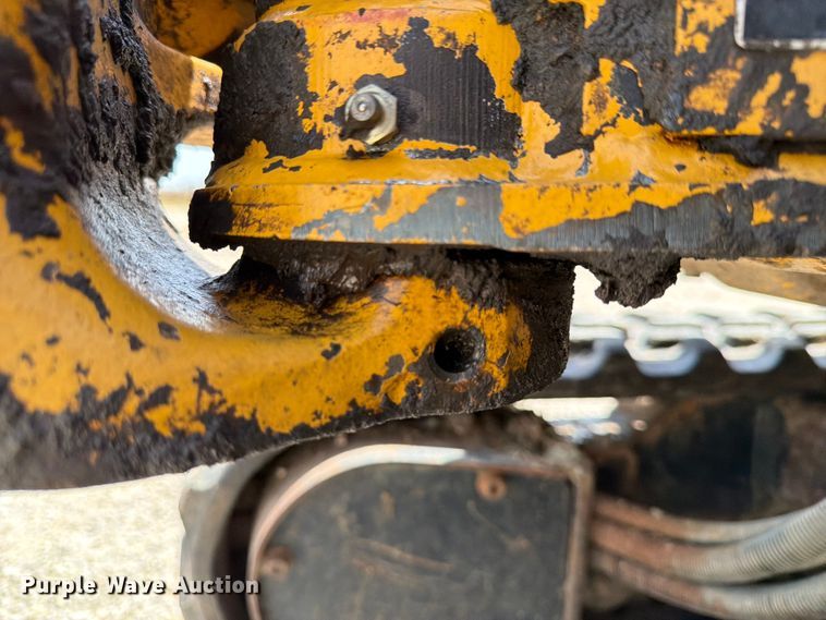 image for item EX4016 2007 John Deere 17D mini excavator