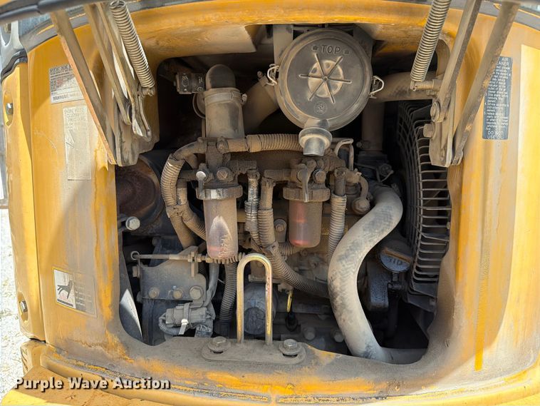 image for item EX4016 2007 John Deere 17D mini excavator