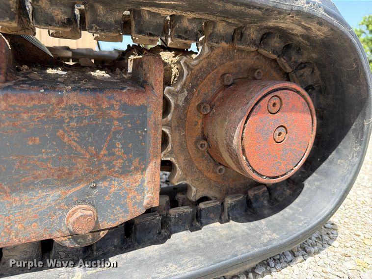 image for item EX4016 2007 John Deere 17D mini excavator