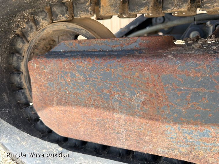 image for item EX4016 2007 John Deere 17D mini excavator