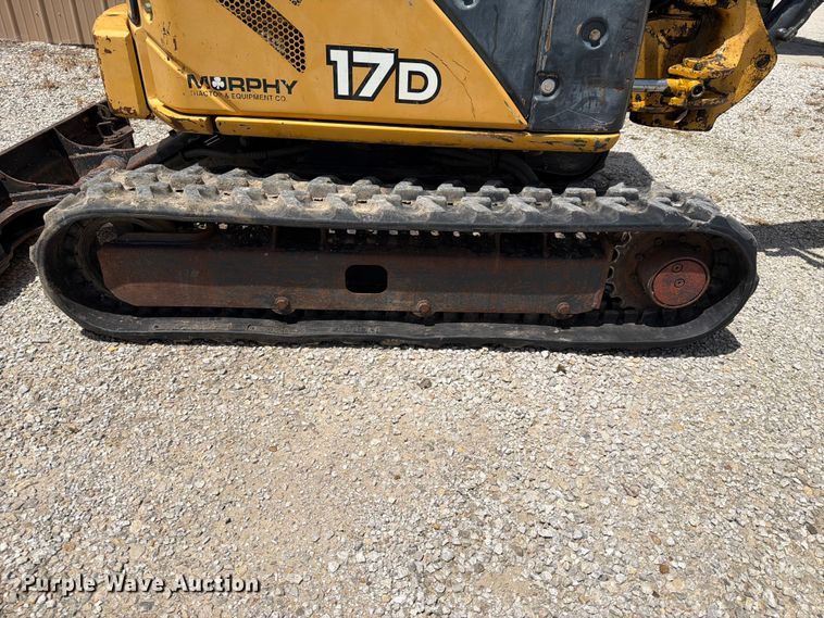 image for item EX4016 2007 John Deere 17D mini excavator